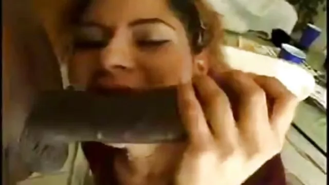 کارلی گری بین نژادی، یک شلخته دختر بزرگ طبیعی، خروس های بزرگ سکس چت داغ و سیاه خود را دوست دارد