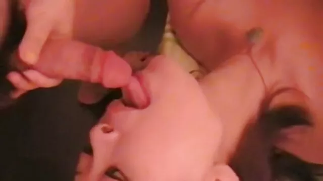 ماساژ چت سکسس چشم بسته