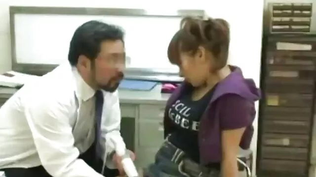 شجاعت در چترم سکسی آنجلین