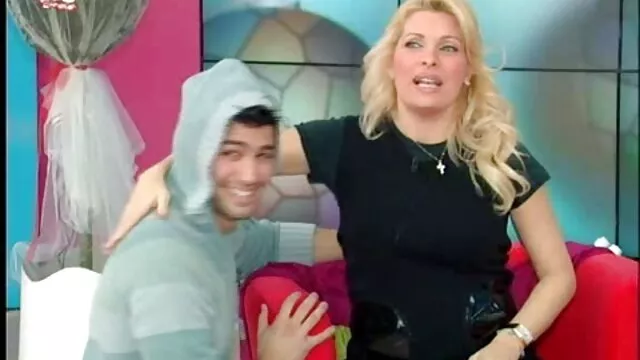 مقعد بین نژادی دانلود برنامه چت سکسی لاتین